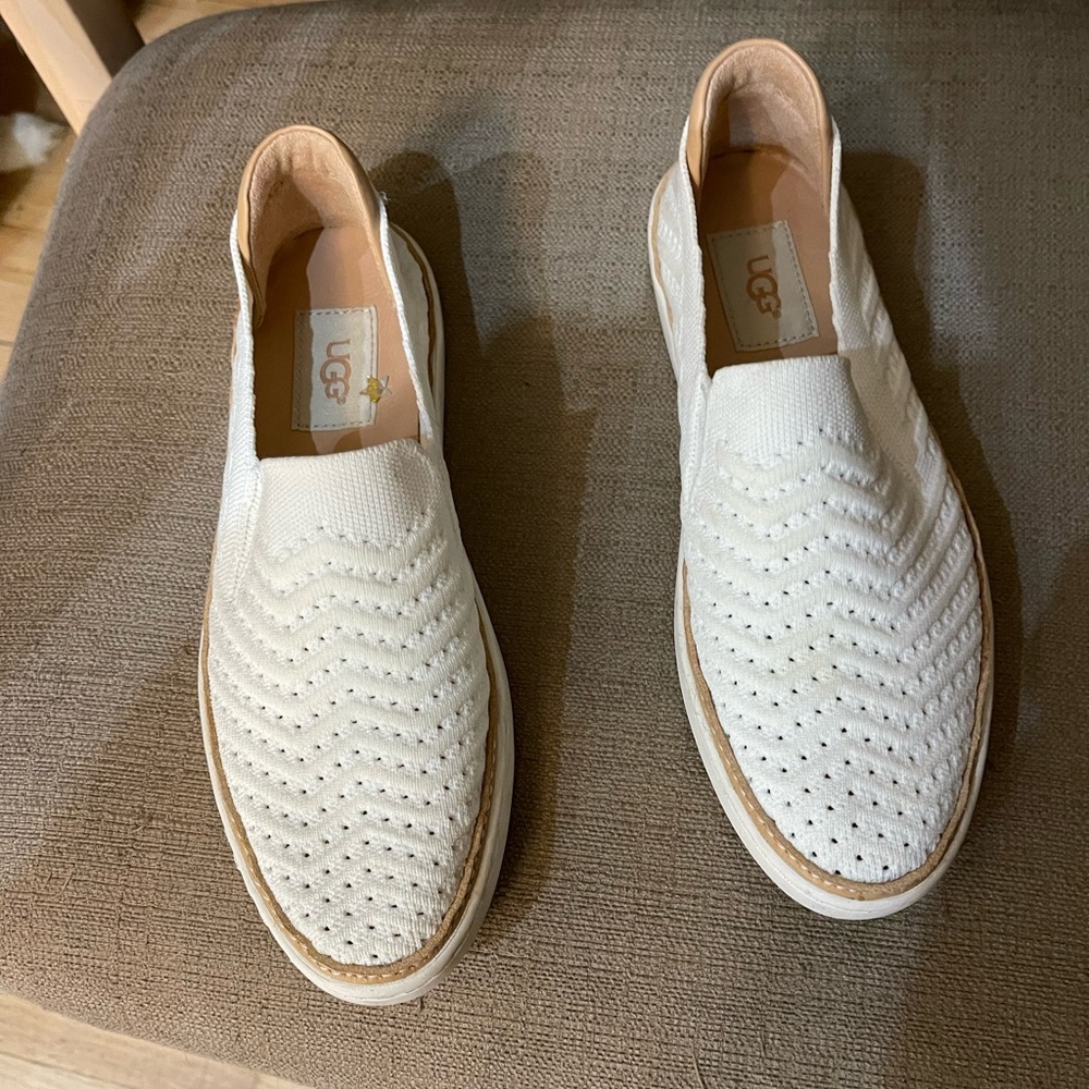 COPY - Women Ugg Sneaker Breathable Shoes.